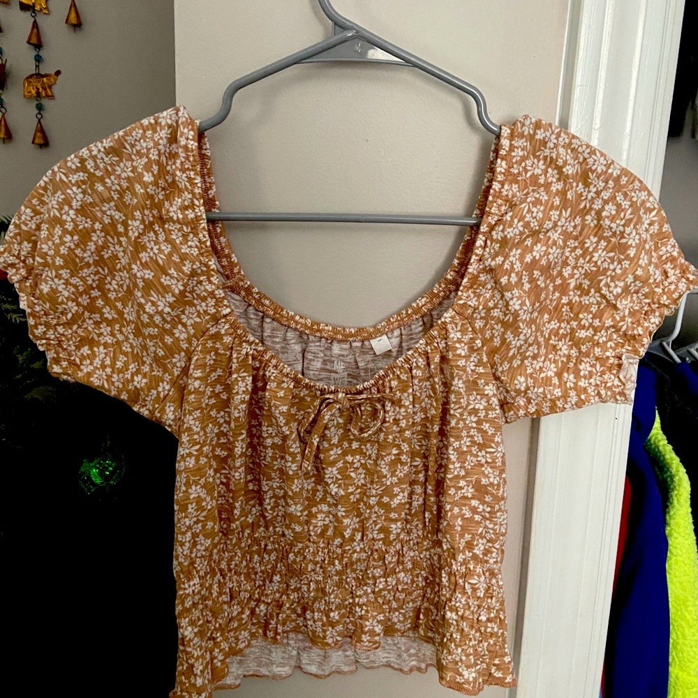 Floral printed blouse. - Picture 4 of 4
